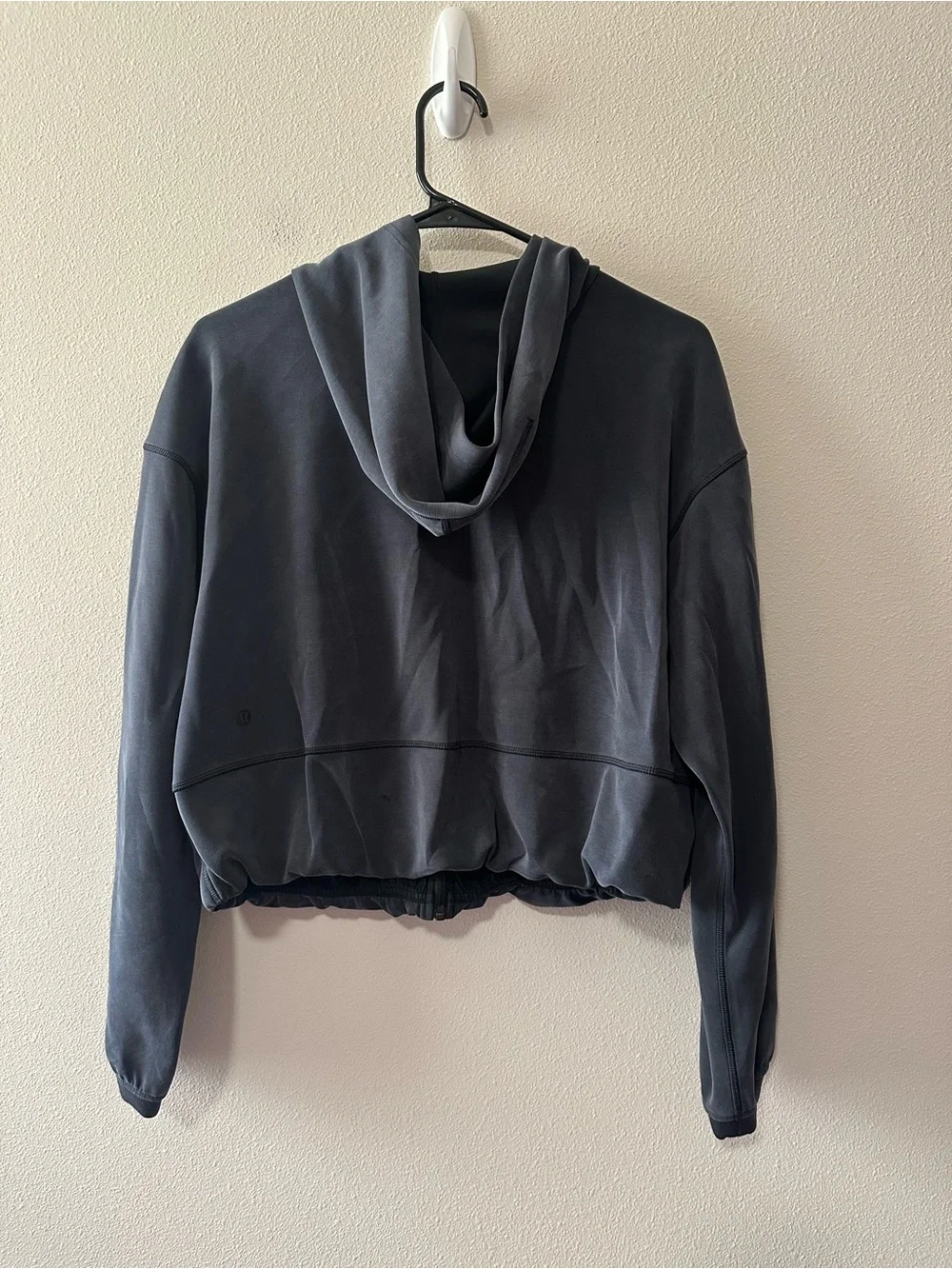 Lululemon Softstreme Full-Zip Hoodie Black W3HM8S size 6